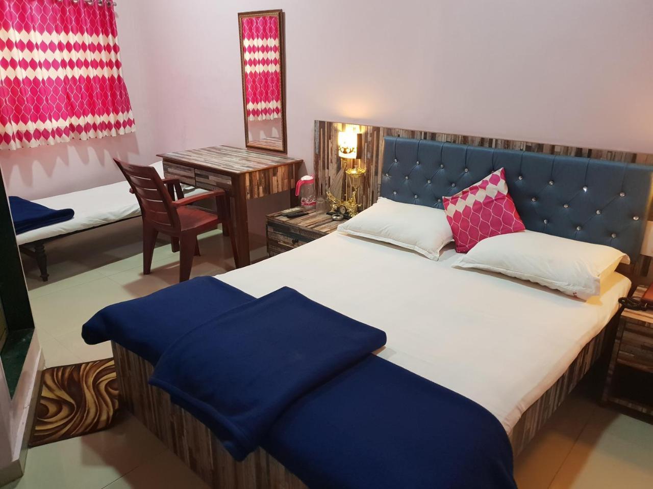 Srk Hotel Βομβάη Εξωτερικό φωτογραφία